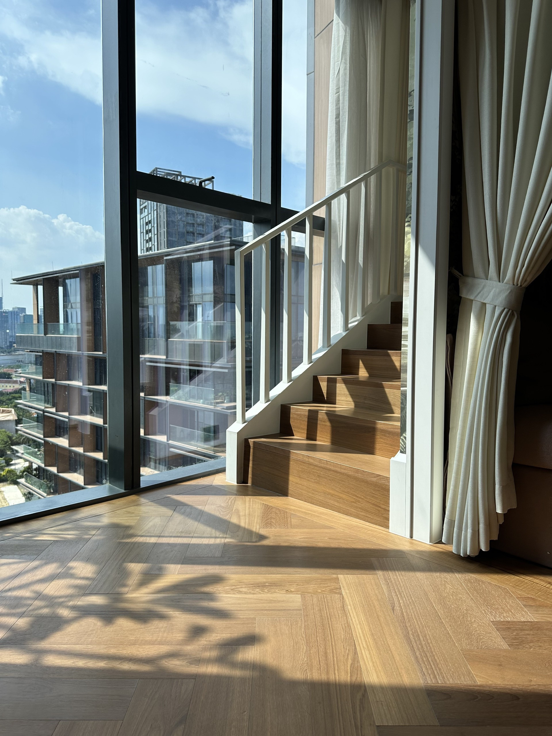 Cầu thang gỗ của Aura Wood